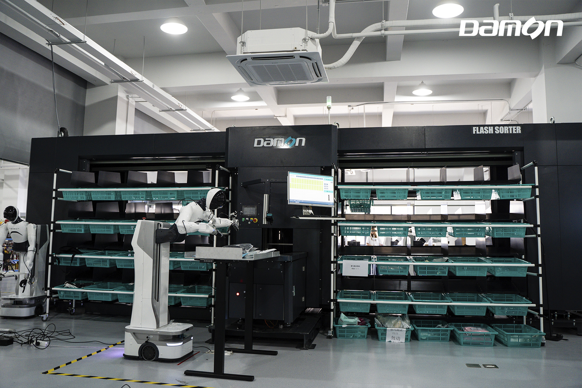 1758269569702869.jpg 5.jpg